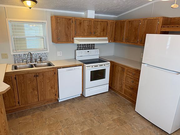 2nd image of 3251 S Adrian Hwy #13