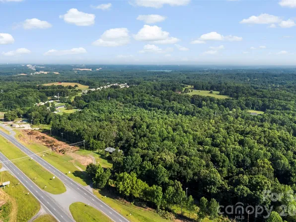 5139 E Dixon Blvd, Kings Mountain, NC 28086