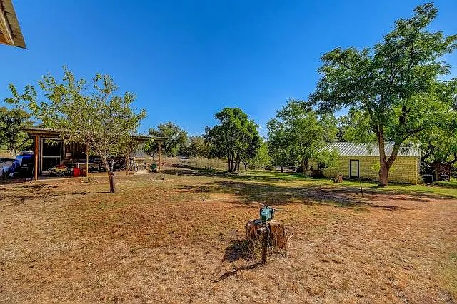 322 Legion Loop — Photo 22
