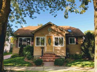 1909 James St, Essexville, MI