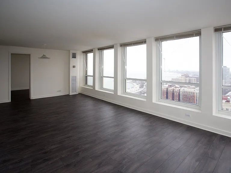 Dining/Living room