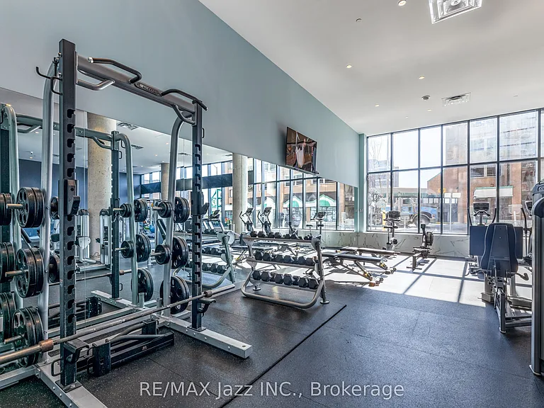 80 Bond St E #1202 — Photo 11