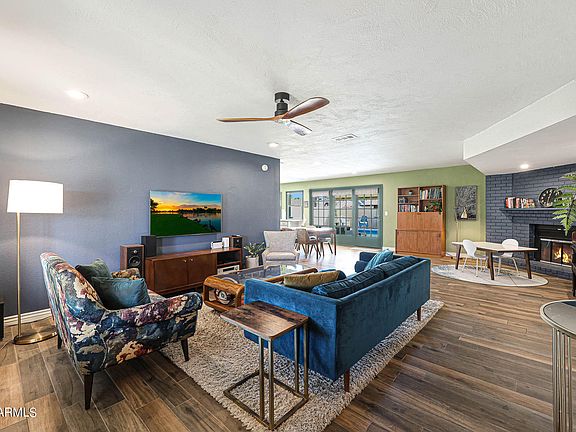 3rd image of 3327 W WILLOW Avenue
