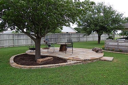 Gorgeous backyard!