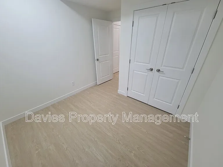 20825 19a Ave NW #BASEMENT — Photo 6