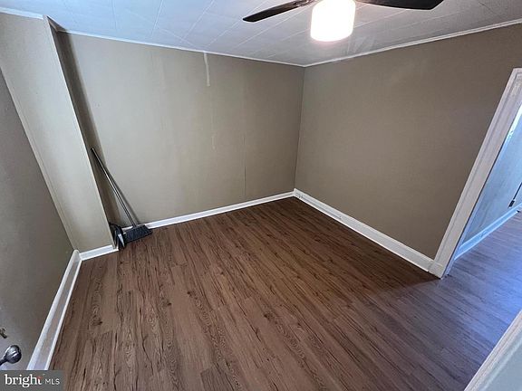 5th image of 3566 Horton Ave