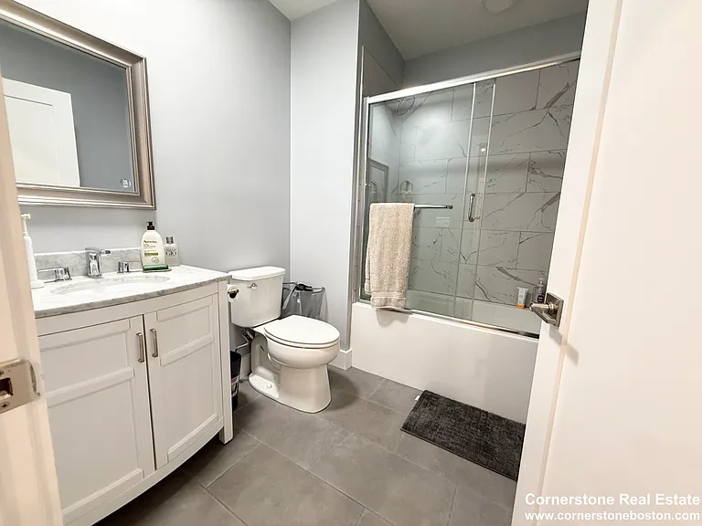 40 B St #609 — Photo 5