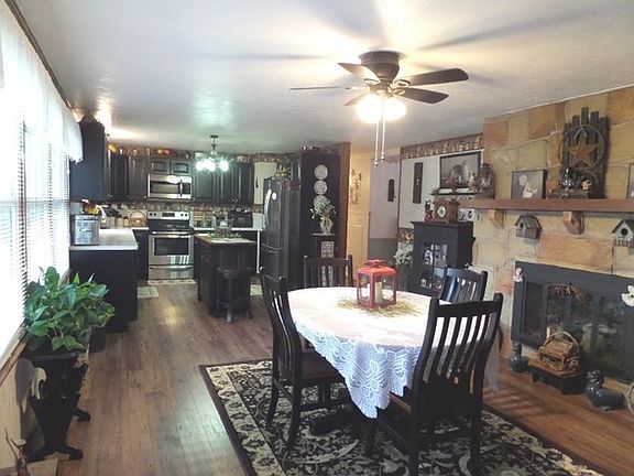 4th image of 1617 County Road 1095