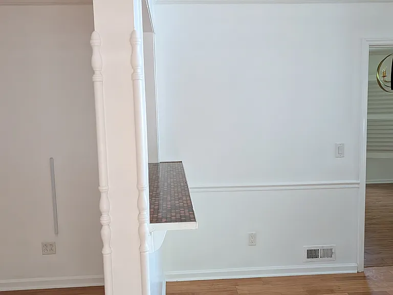959 Foxborough Rd — Photo 23