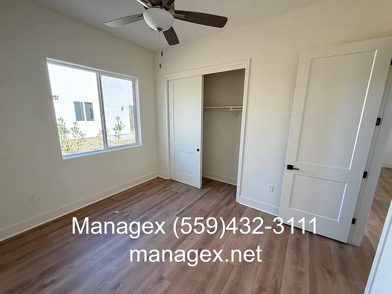124 Sunnyside Ave #B — Photo 5