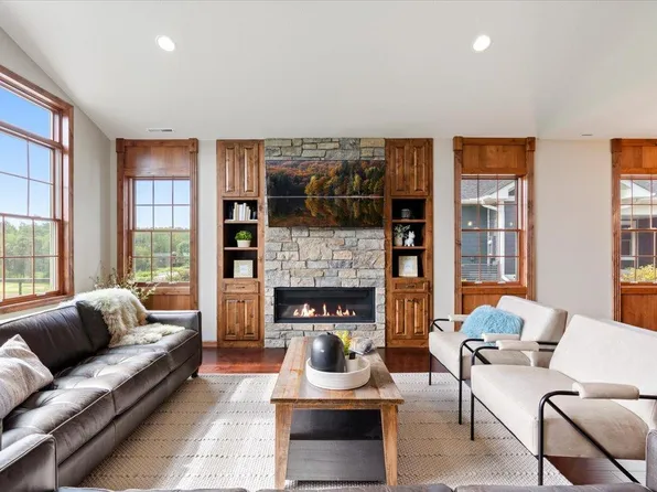 7868 Chickasaw Cir, Breezy Point, MN 56472