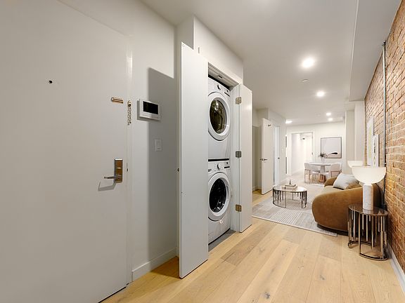 3rd image of 135 West 126th Street