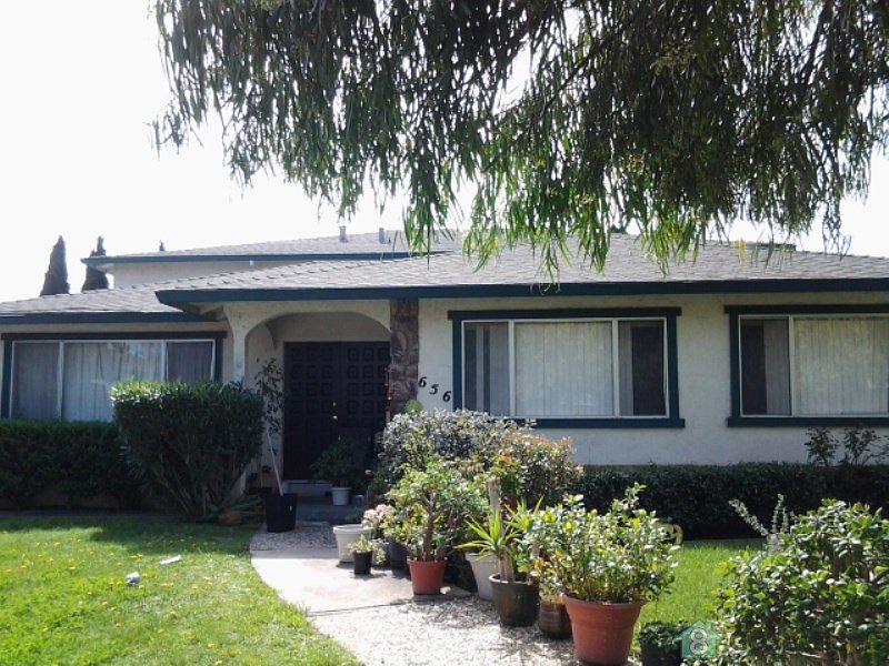 1st image of 656 Belladonna Ct APT 4