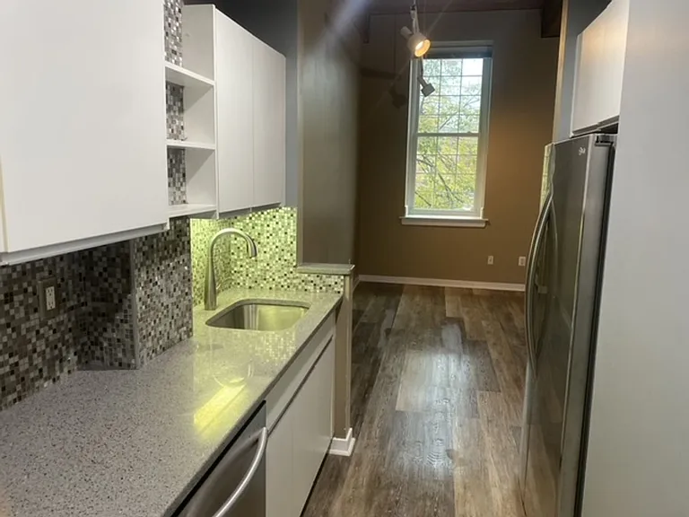 2639 Boston St #110 — Photo 8