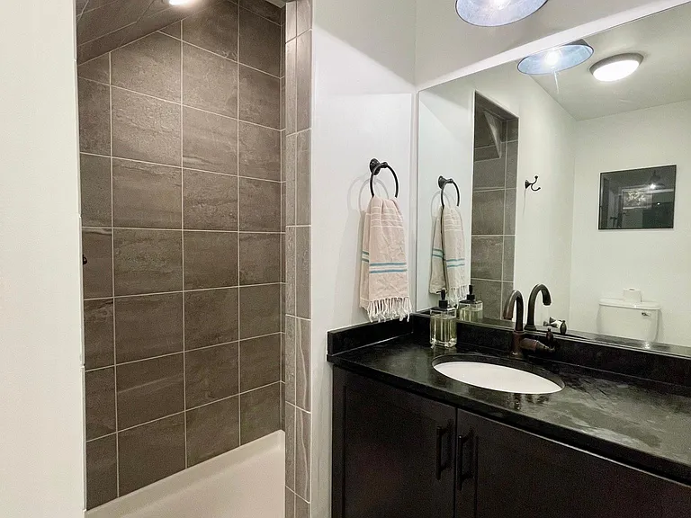 1614 Rialto St — Photo 18