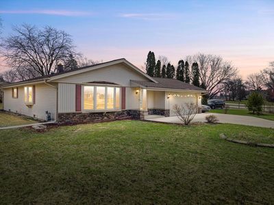 2500 South Brookside PARKWAY, New Berlin, WI, 53151