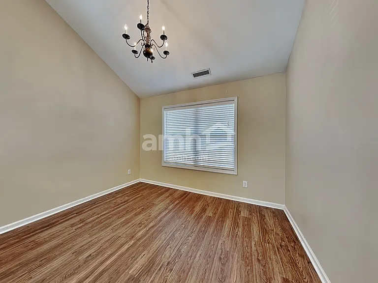 1941 Sterling Hill Dr — Photo 8