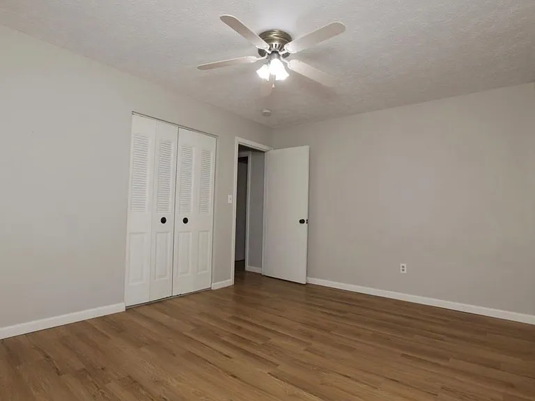 121 Eastern Hills Dr — Photo 9