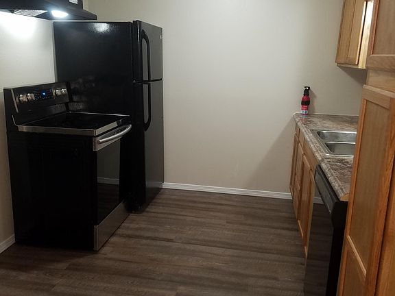 2nd image of 314 S Lowry St #7