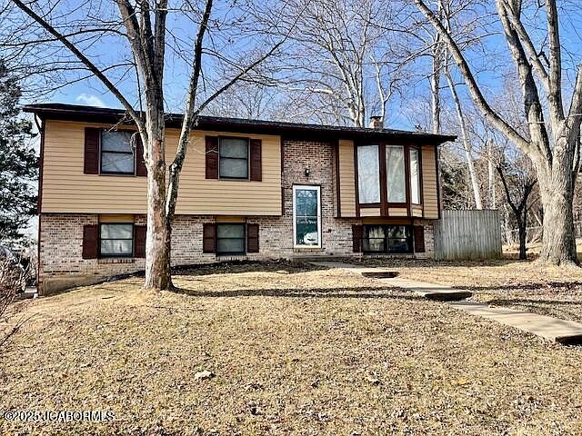 1st image of 1600 Truman Dr