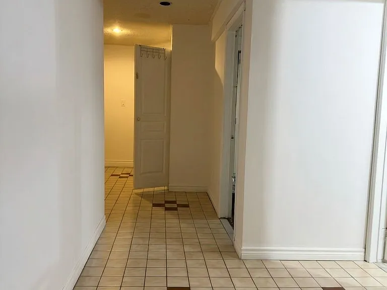 5130 Warwickshire Way #BASEMENT — Photo 12
