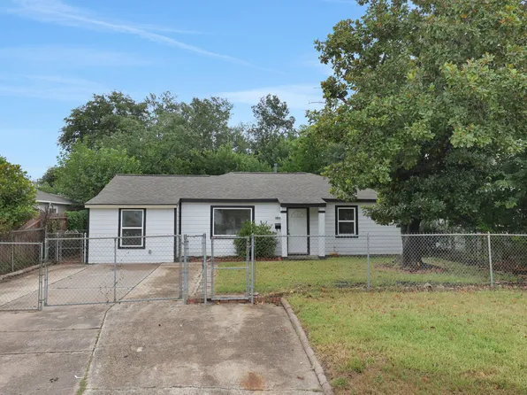 9409 Fairland Dr, Houston, TX 77051