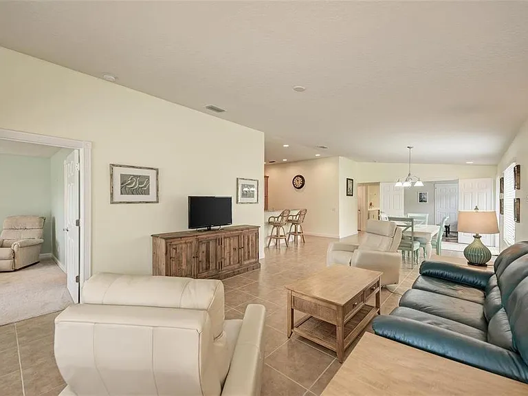 6083 Benevento Dr — Photo 13