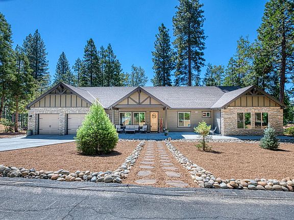 2nd image of 42596 Garnet Ln