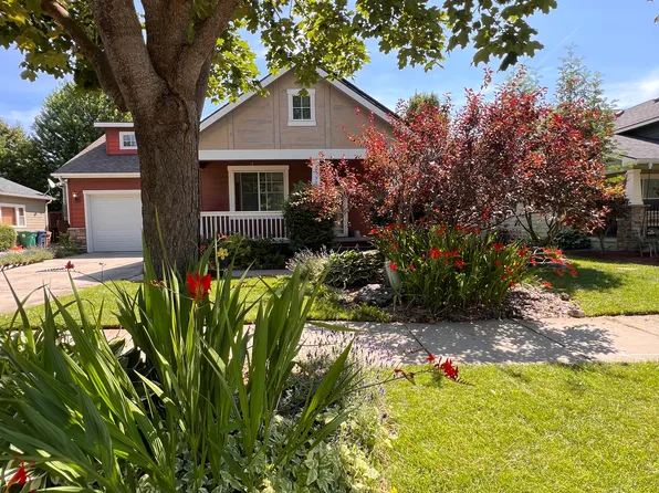 4133 Cook St, Spokane, WA 99223