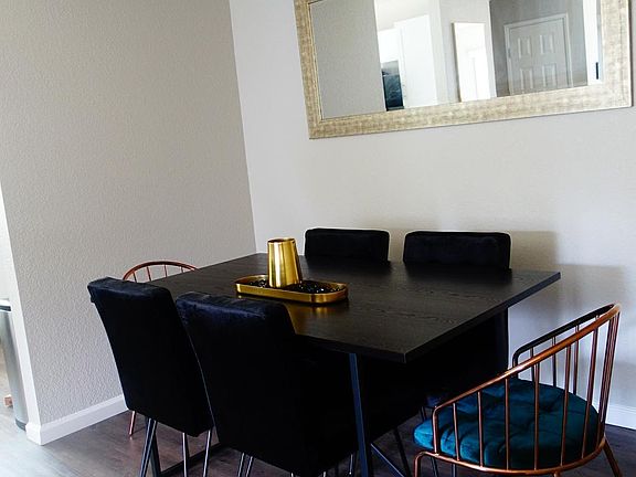 4th image of 450 Canyon Oaks Dr APT G