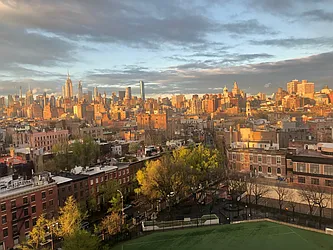 Rented by La Seven Inc.