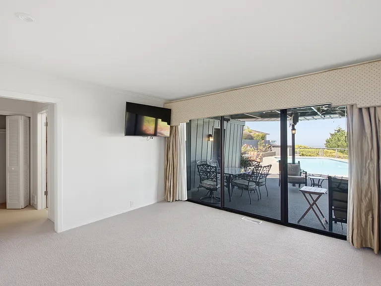 1806 Sebastian Dr — Photo 34