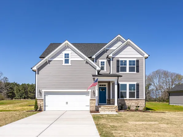 88 Van Winkle St, Lillington, NC 27546