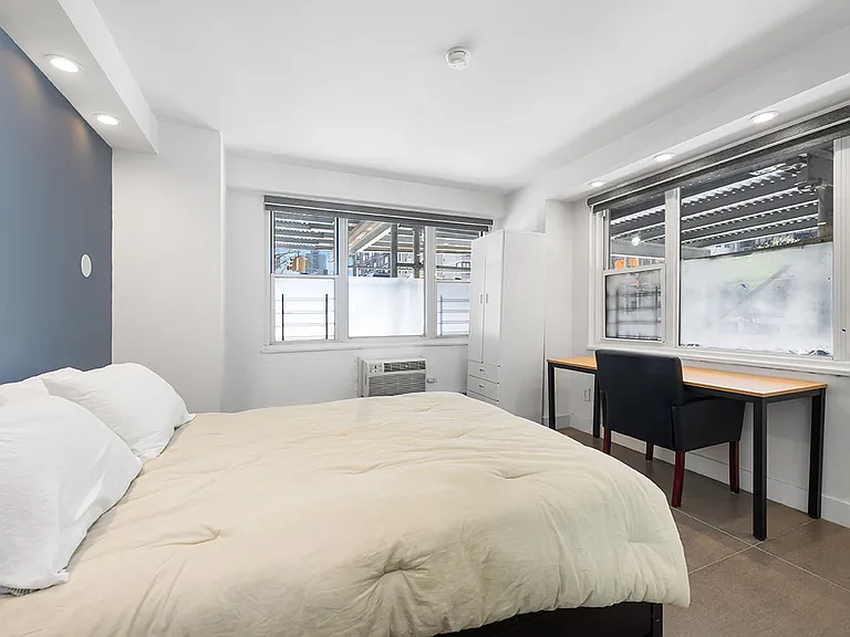1175 York Ave #1B — Photo 5