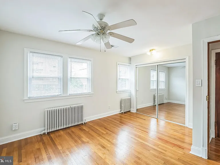 1407 K St SE — Photo 16