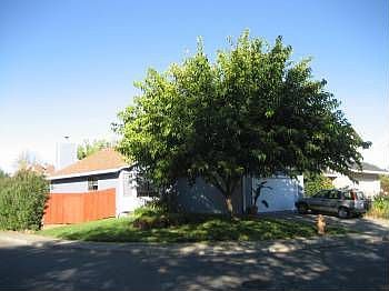 1st image of 139 Kennedy Ln