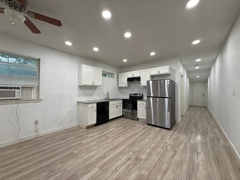 1723 Eugene St #2 — Photo 2
