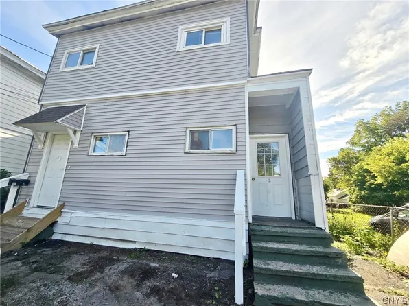 810 Kirkpatrick St, Syracuse, NY 13208