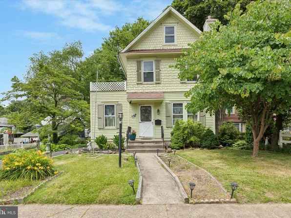 211 E Moreland Ave, Hatboro, PA 19040