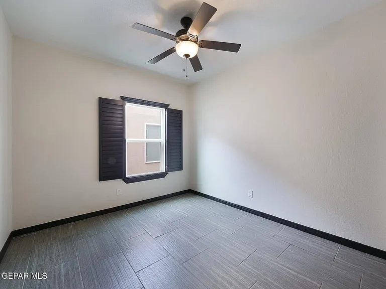 11629 Grotto Bay Ct — Photo 13