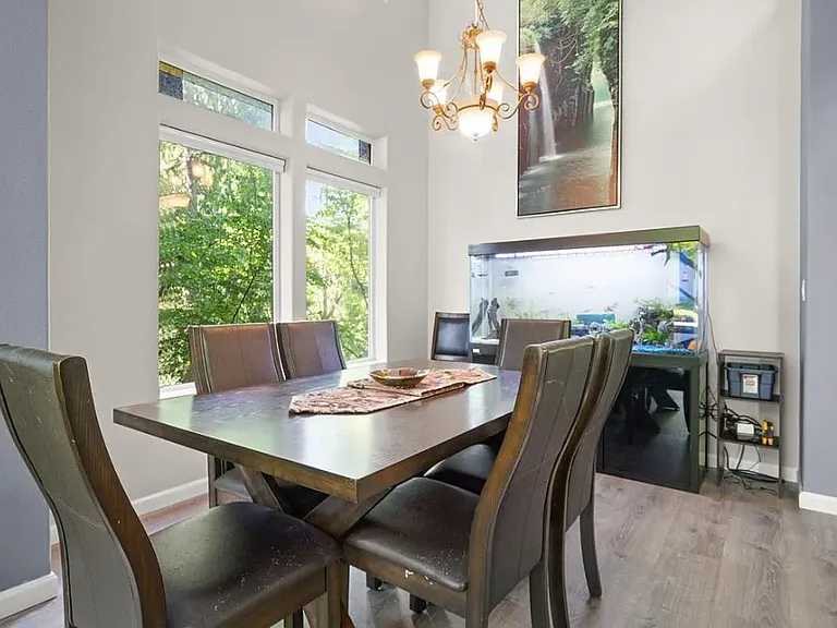15812 NE 18th Ct — Photo 17
