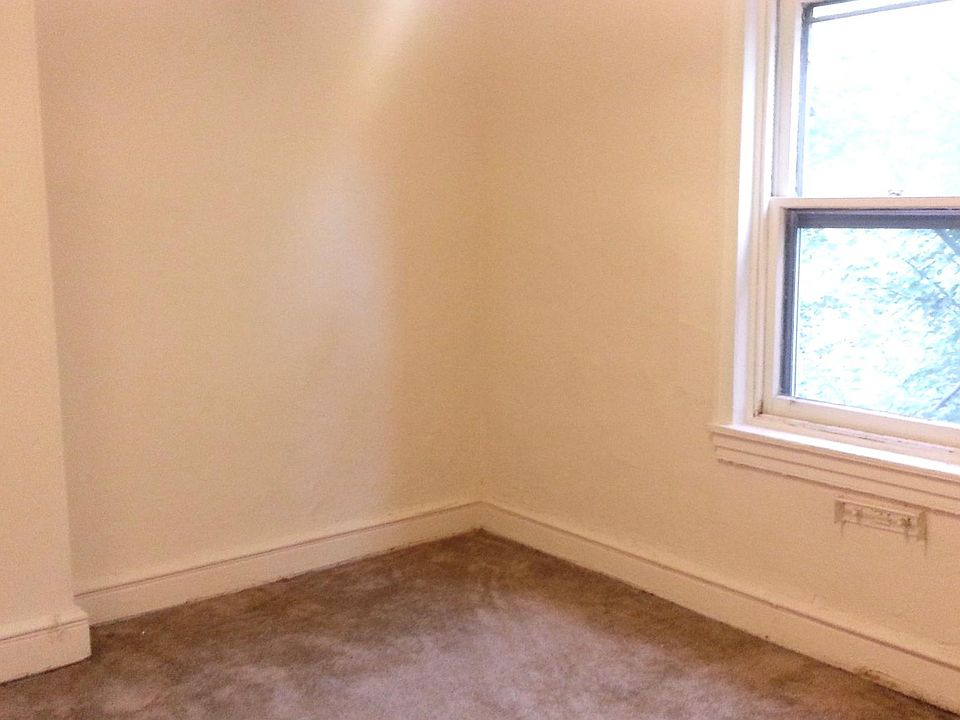 2nd image of 526 N 19th St #3R