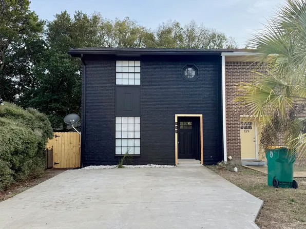 137 Valencia Dr, Fort Walton Beach, FL 32547