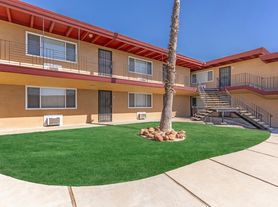 Oakridge Apartments