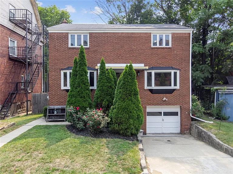 307 Roup Ave — Photo 1