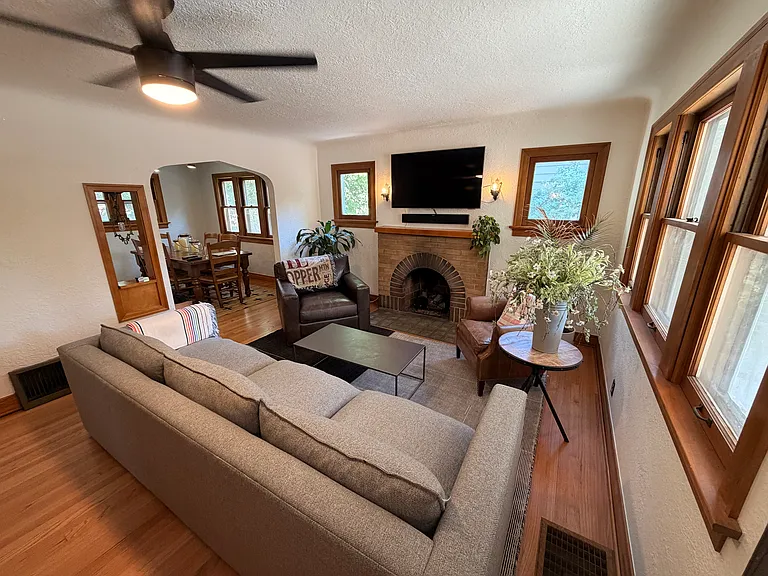3150 Benton St — Photo 8