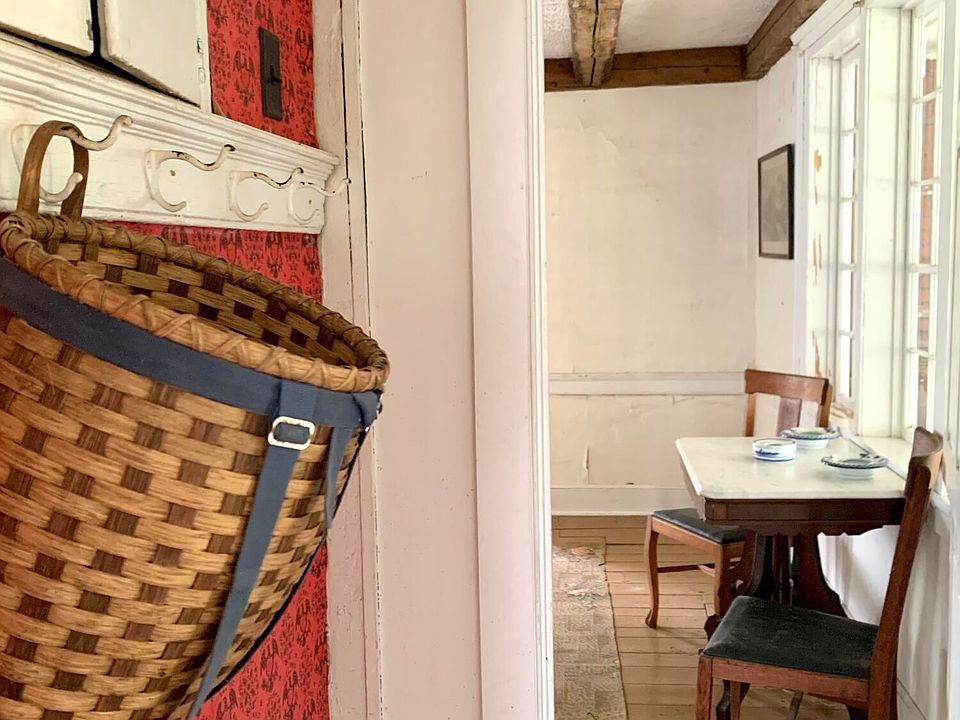 52nd image of this home