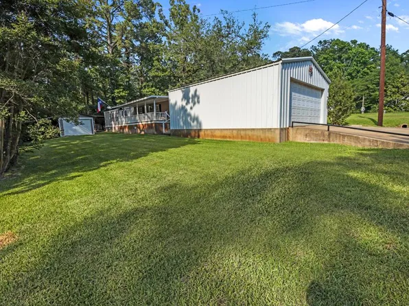404 County Road 452, Bronson, TX 75930