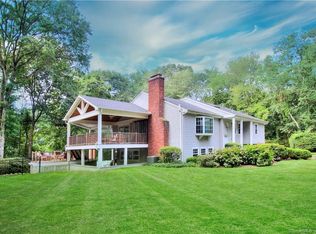 17 Morand Ln, Wilton, CT 06897