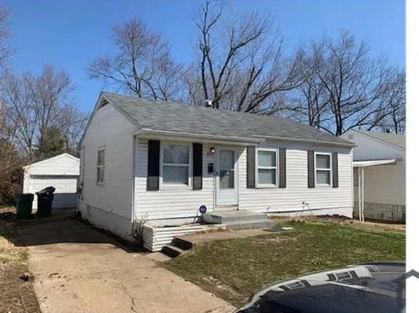311 Crawford Rd, Saint Louis, MO 63137